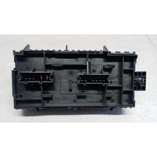 FUSE BOX MERCEDES-BENZ Classe A (W176) 2012>2014 used