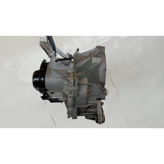 GEARBOXES  FORD C-Max 2015> used