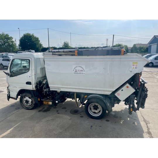 MITSUBISHI FUSO CANTER 35D