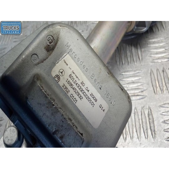PIANTONE STERZO MERCEDES-BENZ Classe B (W245) 2008>2011 usato