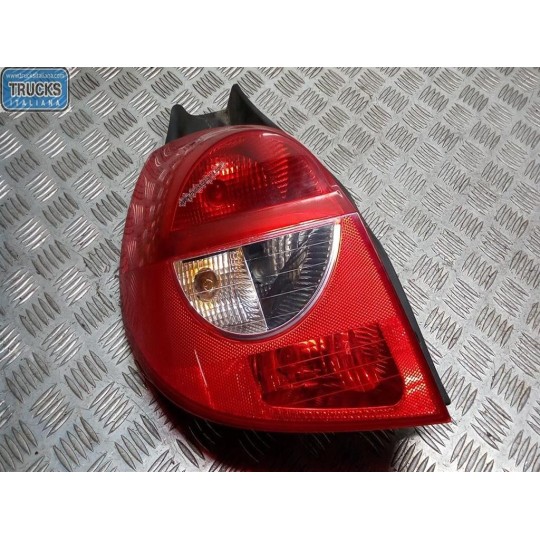 FARO POSTERIORE ESTERNO SINISTRO RENAULT Clio 2005>2009 usato