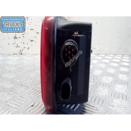 FARO POSTERIORE ESTERNO SINISTRO VOLVO truck FM11 euro 5 usato